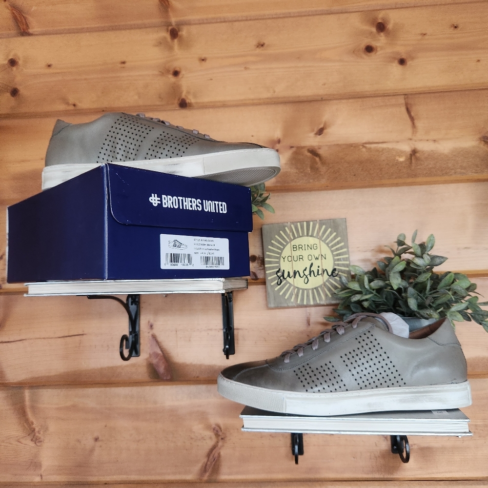Brother United 💙 NEW Manor St Olive Washed Napa Perf Leather Fashion Sneaker 13